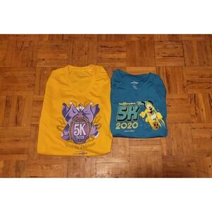 Lot of 2 Run Disney Womens Sz Medium long sleeve shirts 2020 2021 queen pluto